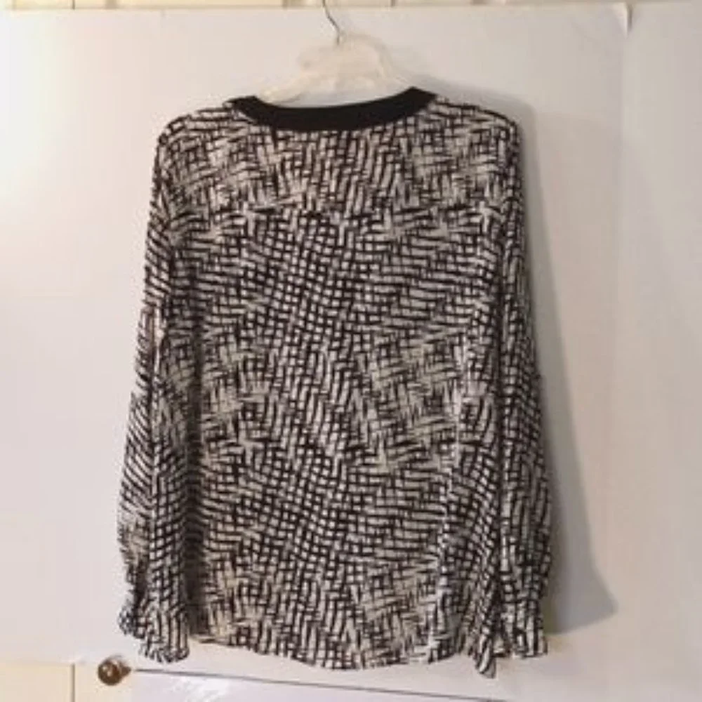 Worthington Women's Long Sleeve Printed Dress Blouse - Size (3X) - Black/White - Picture 2 of 3